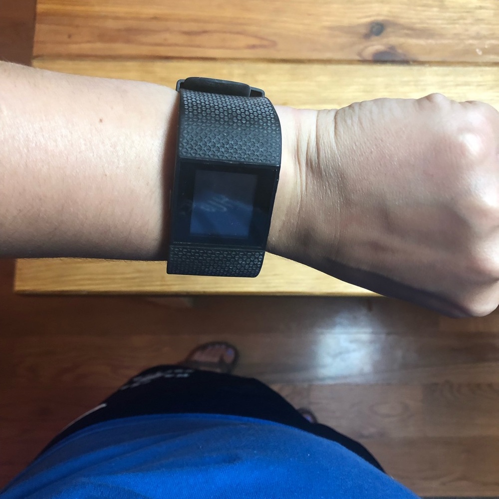 Fitbit Surge - image 5